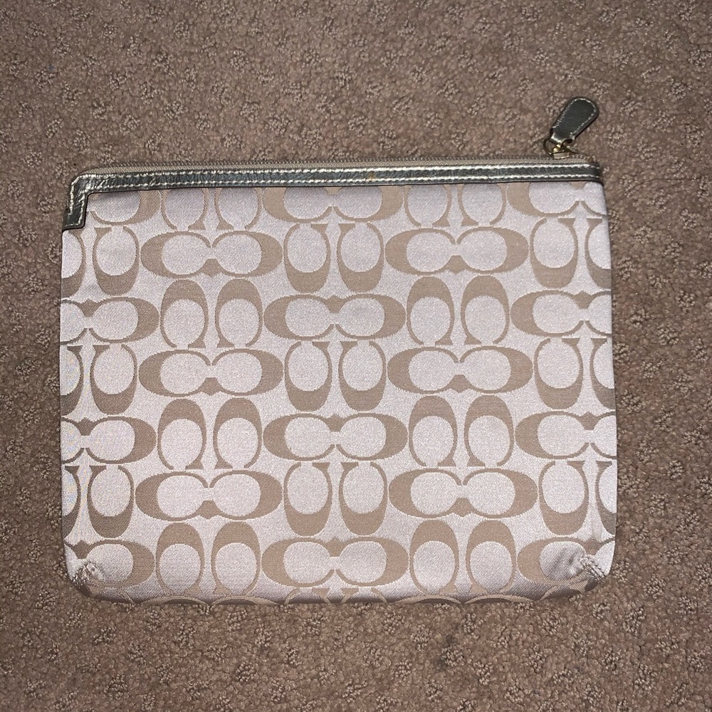 COPY - COACH IPAD CASE - Picture 2 of 3
